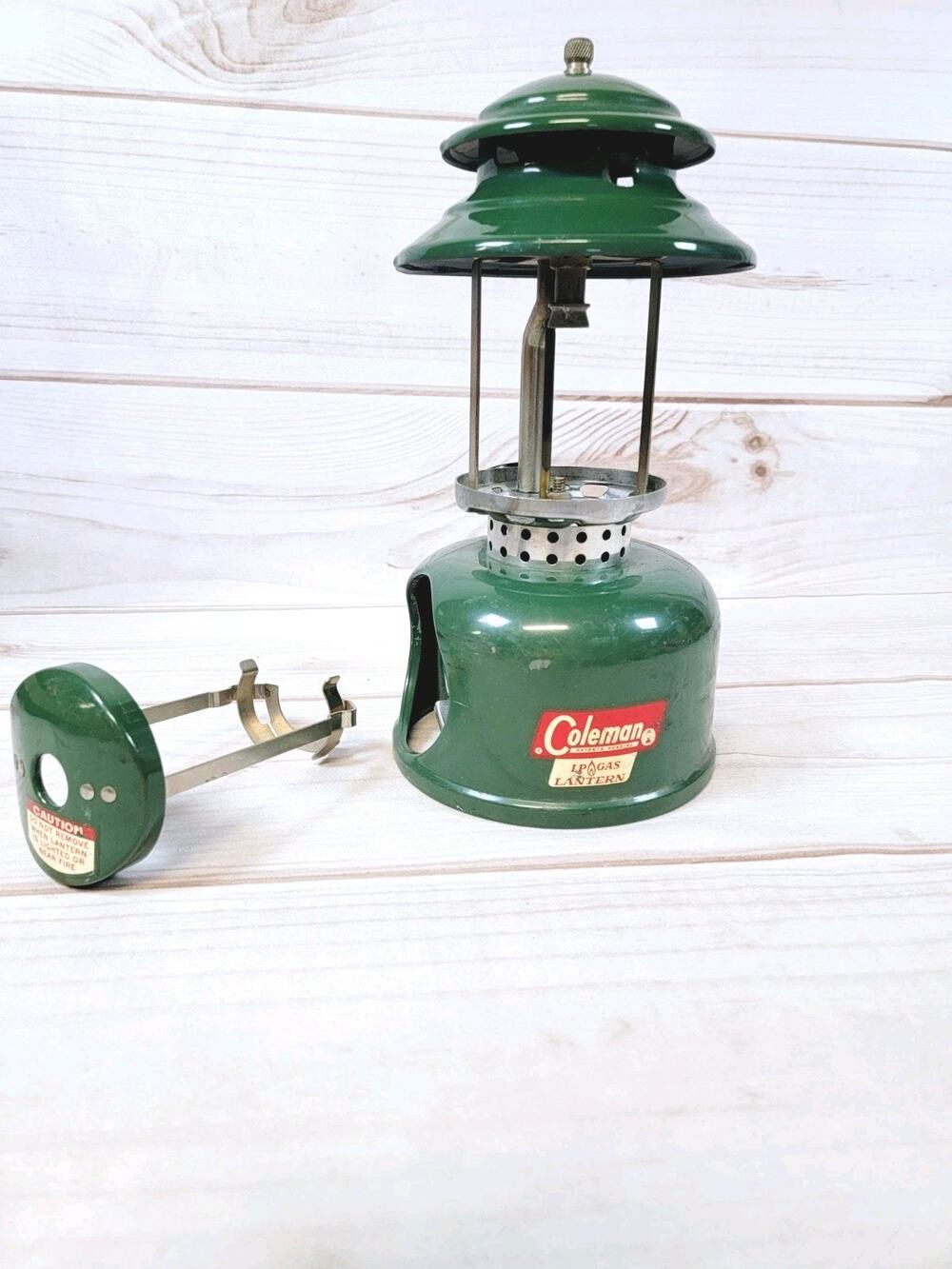 Vintage Coleman 5120 LP Gas Lantern Green 1968 No Globe